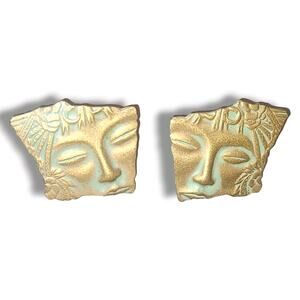 Vintage JJ Jonette Artifacts Matt Gold Tone Patina Face‎ Earrings Pierced